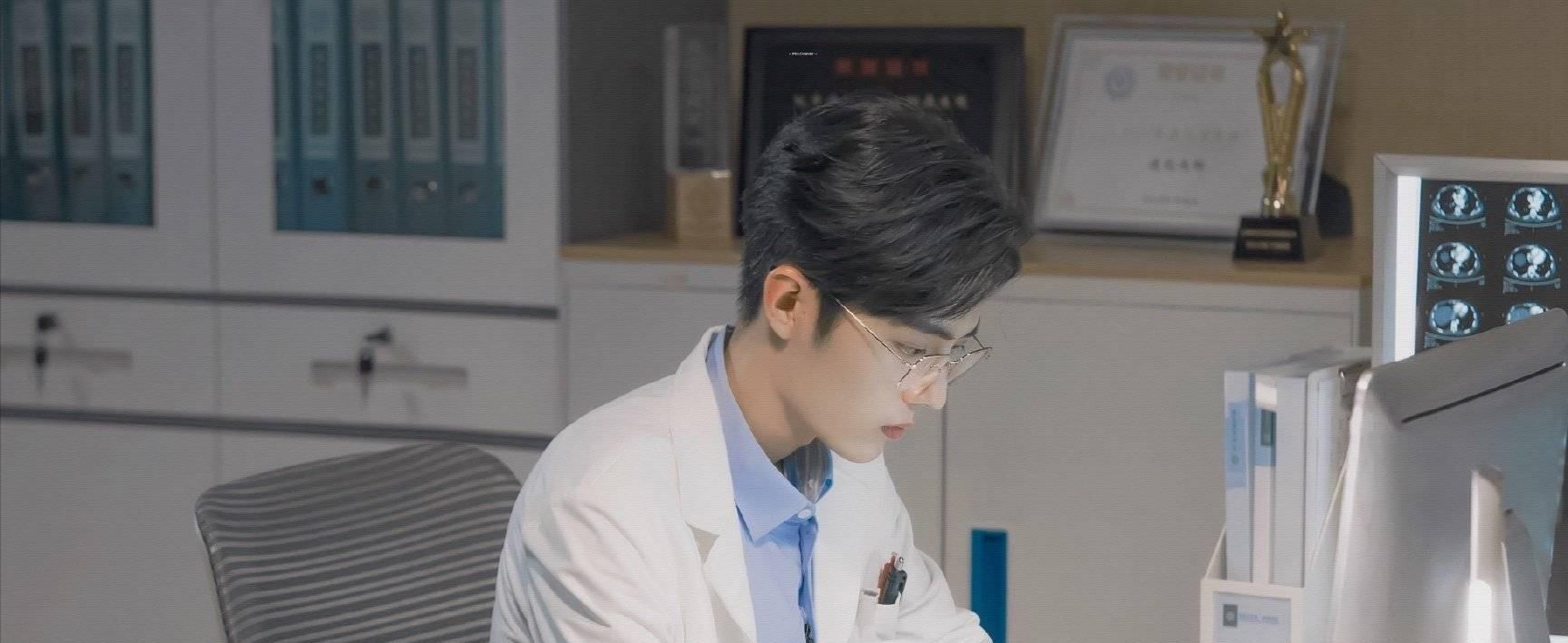  蝉联冠军|肖战入围颜值大奖, 他的实力却不容小觑, 肖战蝉联冠军没问题