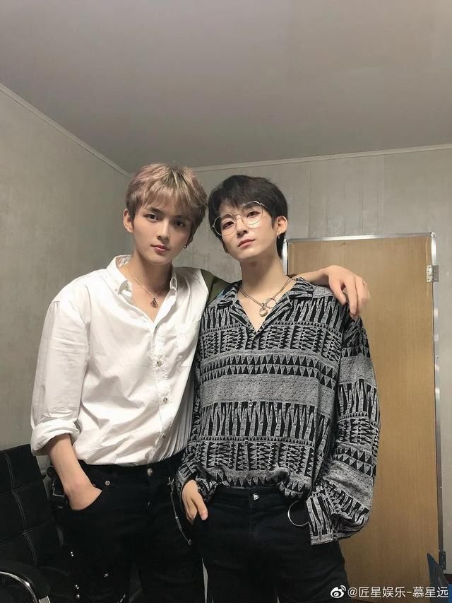 和嘉羿|给Mr.钛戈伴舞,和嘉羿是同期练习生,从以团到《少年之名》还是出道无望