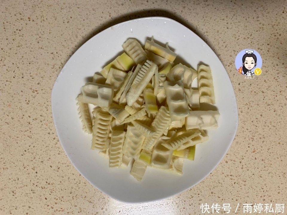 块钱|秋天,最该吃的不是土豆莲藕而是它,4块钱一斤,清脆爽口营养高