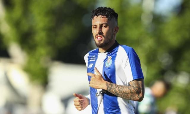  特莱斯|曼联补强左后卫，锁定波尔图特莱斯，国米尤文兴趣浓厚