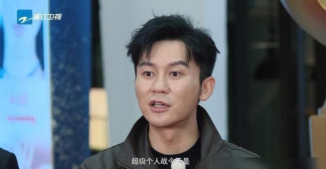  名牌|最新一期《奔跑吧》来袭，撕名牌大战最大看点：三人行必有蔡徐坤