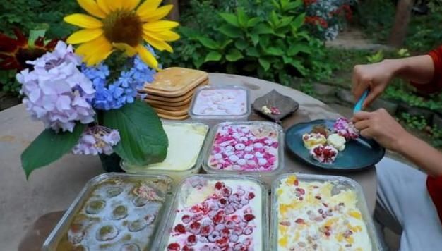 究竟|李子柒的厨艺究竟如何?看到她做的“水果雪糕”,网友:打扰了!