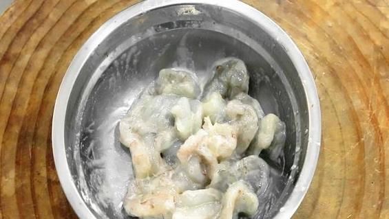  色香味|色香味俱全，春天必备营养菜，鲜嫩入味不腻不腥，你也试试吧