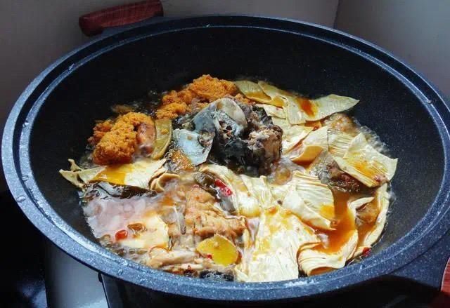  做法|酸菜鱼的新做法，麻辣鲜香，口感丰富，营养美味又下饭