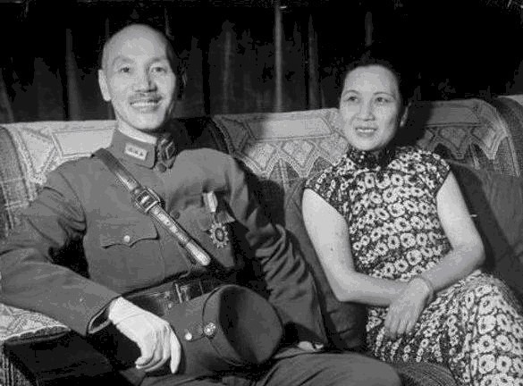 宋美龄|得知蒋经国离世的消息,宋美龄说了一句话,听后让人心酸不已