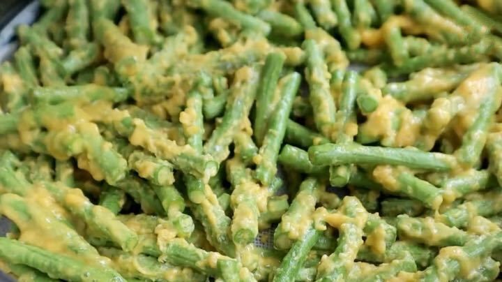 油炸|豆角不要炒了,试试此做法,不炒不油炸,鲜嫩好吃,营养又健康