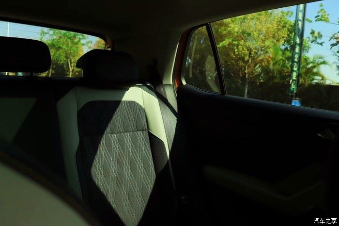  铠的|不论前路，勇于前行，途铠的用车体验及外观内饰细节分享！