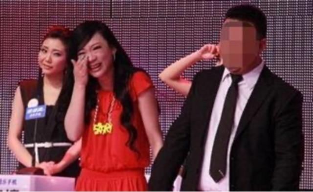  女嘉宾|《非诚勿扰》嘉宾王佳，5月奉子成婚，7月拿刀砍死老公，被判10年