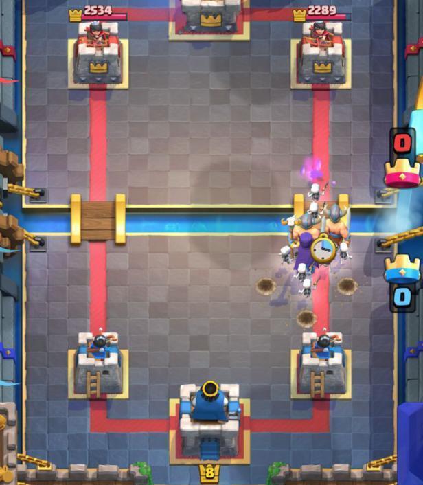 对方|皇室战争:堪比“慈善家”的出牌方式,占一条基本上这局“凉凉”