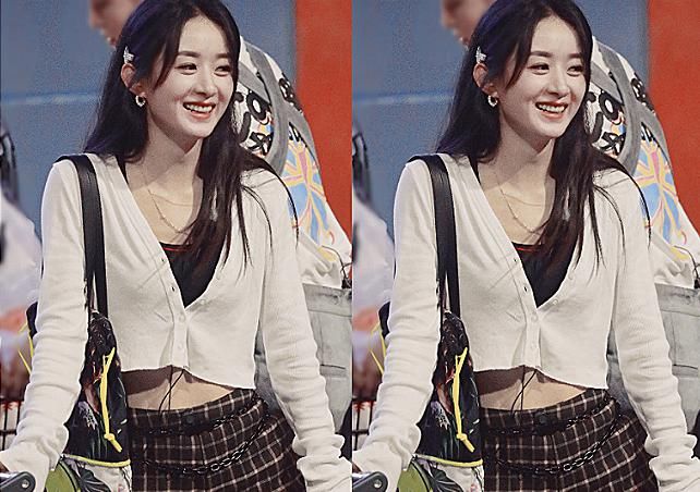  中餐厅|赵丽颖《中餐厅》生图再被曝，看到她脚下的鞋子后，你真是不怕热