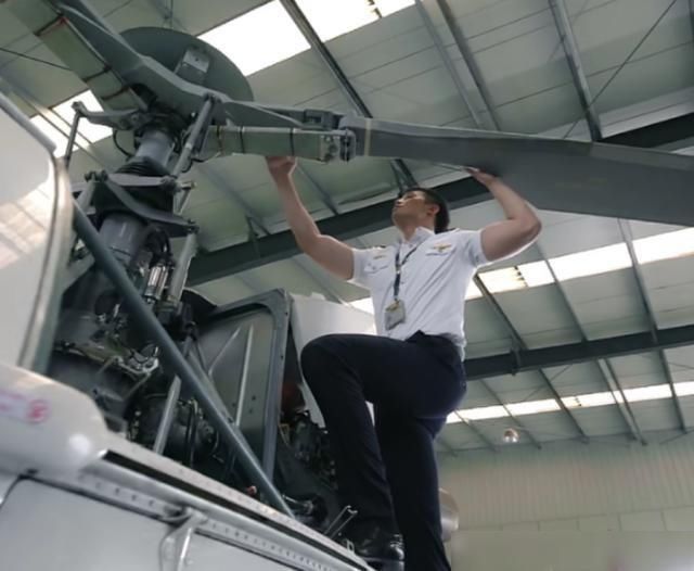  到来|《心动的信号3》男4到来，女3难掩喜悦，得知他“双重身份”心塞