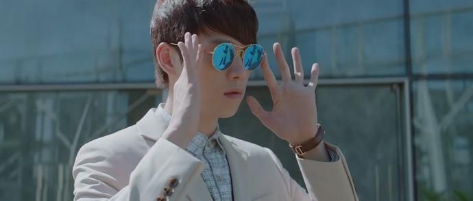 孙弈秋|翻拍韩剧还能拿下7.7的豆瓣评分，恭喜白敬亭，终于有代表作了！