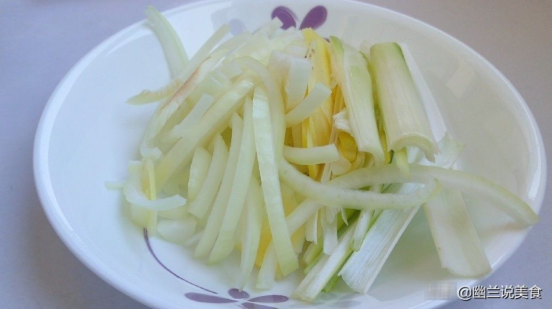 自制|教你自制香菇酱,做法简单, 香辣美味又下饭 ,好吃没有添加剂