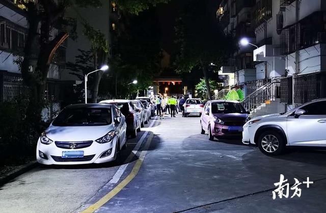  停车场内|停车场7辆车无故被撞！周末大整治，今晚开始