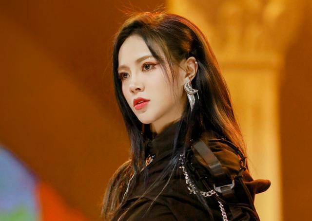  总决赛|“青2”决赛邀请明星助阵，看到名单后，才知道这位选手是星二代