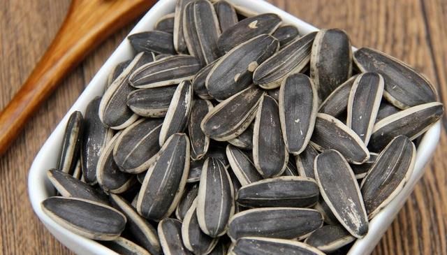  宝宝|女人怀孕后，平时尽量多吃4种常见食物，或许宝宝出生后白净漂亮