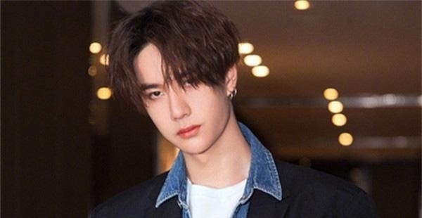 活该|王一博综艺化身应援团,活该他吃下肖战资源