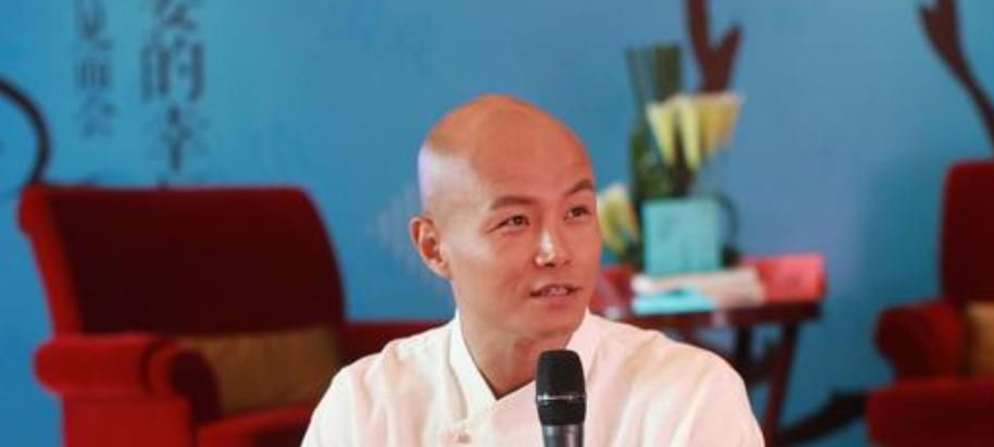  如今|乐嘉：20岁当爹，三婚娶哈佛学霸，如今转行后过得怎么样