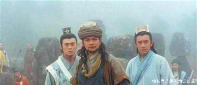 乔峰|我潜心研究《天龙八部》中的慕容复有时为什么能和乔峰打平手!