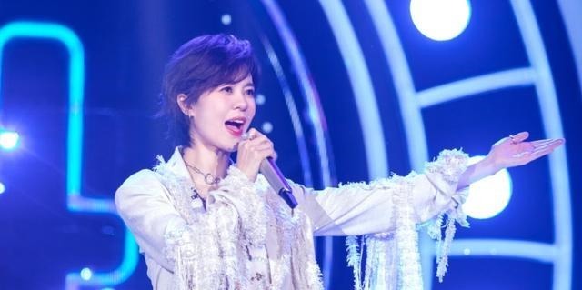 点尴尬|《嗨唱转起来2》首播翻车,剧本太过明显,赢了收视率却输了口碑