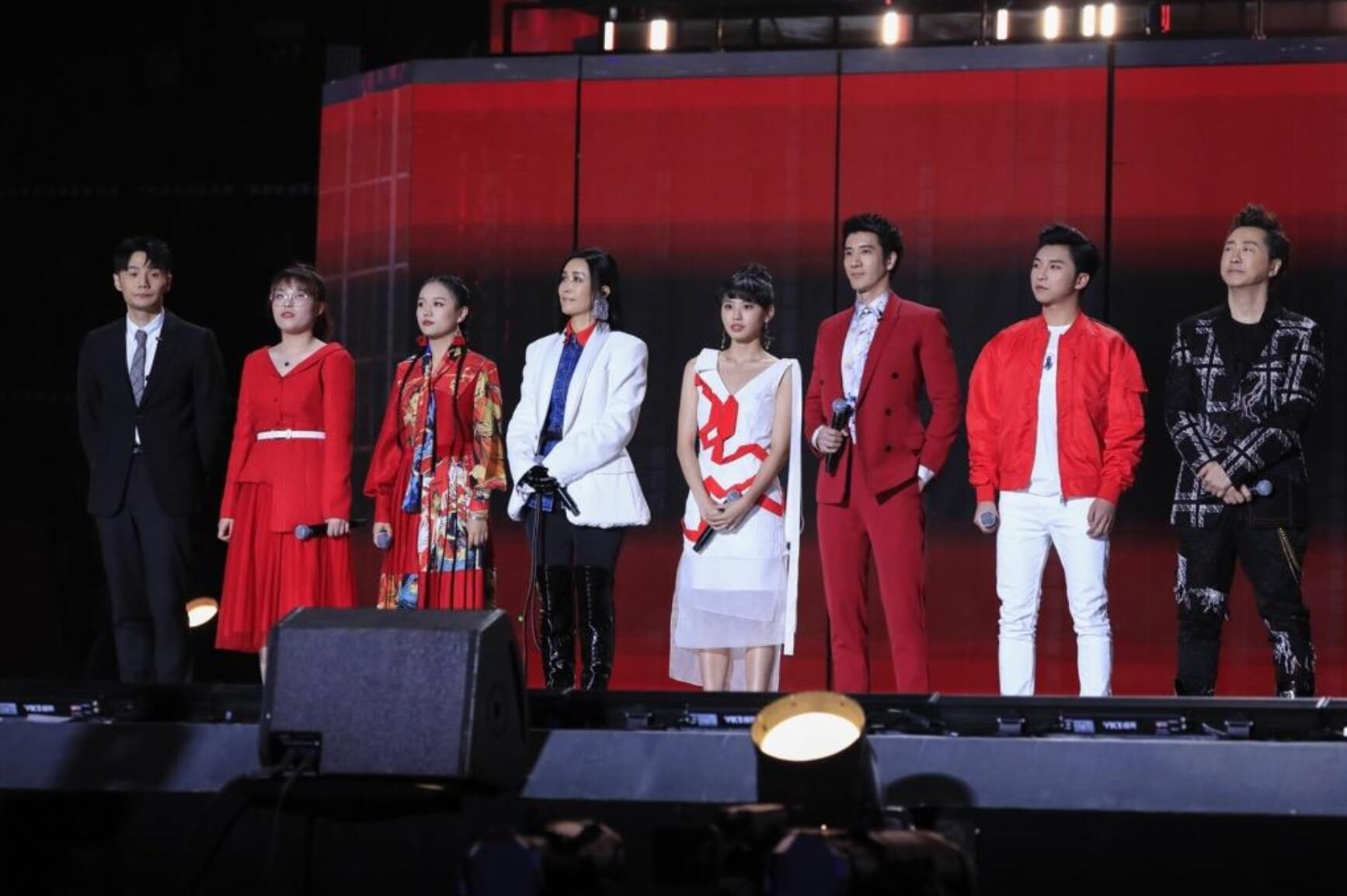  学员|她靠《好声音》走红，是那英战队得力学员，今被知名导演宠成公主