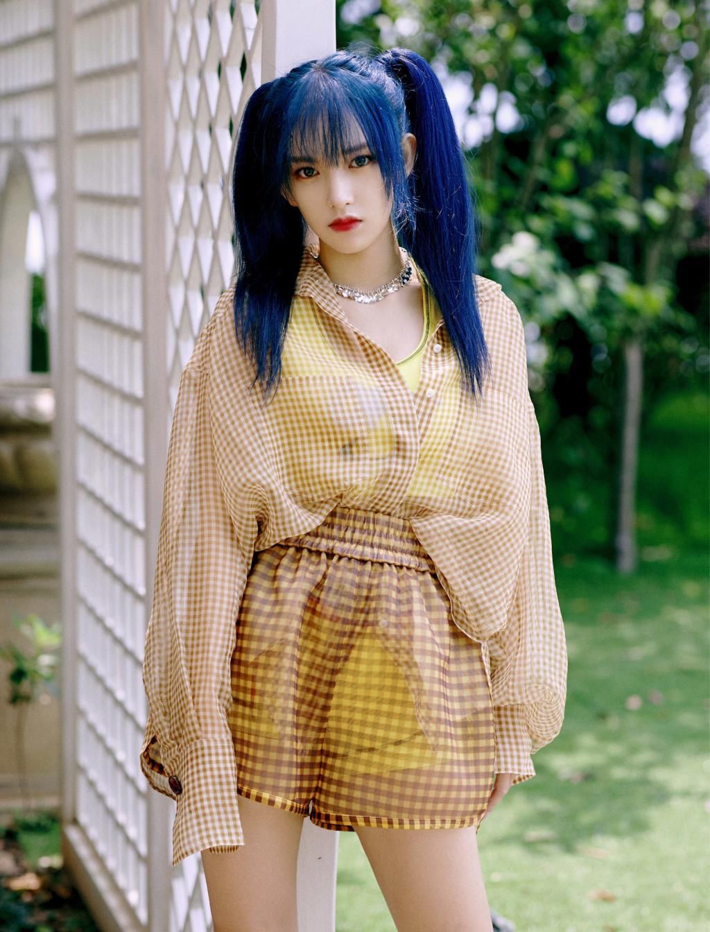  亮相|程潇再任舞蹈导师 梦幻纱裙亮相《少年之名》成团夜 仙美动人