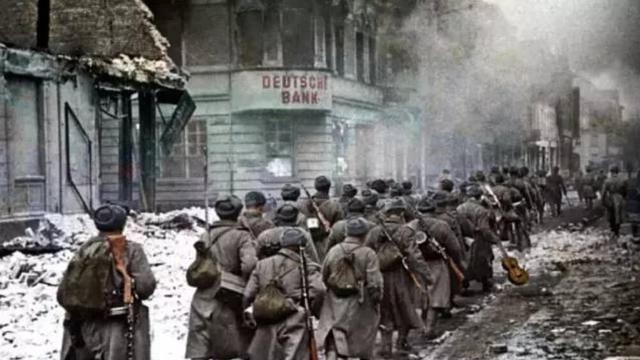  斯大林|为何斯大林越来越受俄罗斯推崇呢？