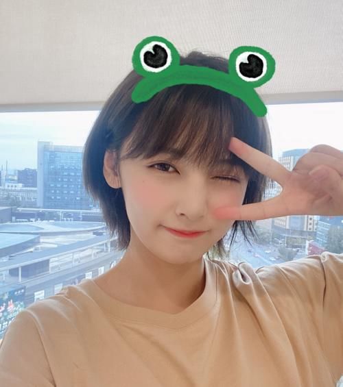  硬糖少女303|硬糖少女团综预告？希林娜依·高和赵粤爆笑互动，粉丝却坐不住了