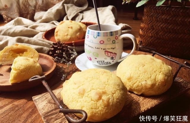 菠萝包|简单易做的一款小面包,清香酸甜不会腻,自己制作干净又卫生