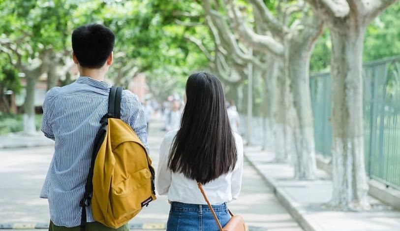 爱情|北大女被男友“爱情暴力”，最终自杀，女孩在爱情中如何保护自己