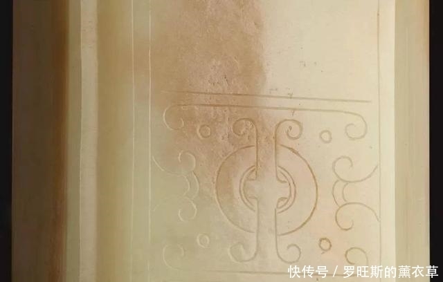  黄玉|美玉共赏：清代黄玉云纹龙首四耳瓶