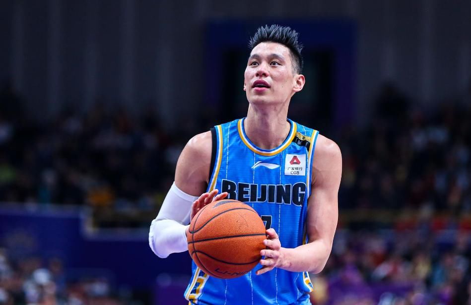 关注度|林书豪在CBA没有被针对，只是他的关注度比较高，镜头比较多