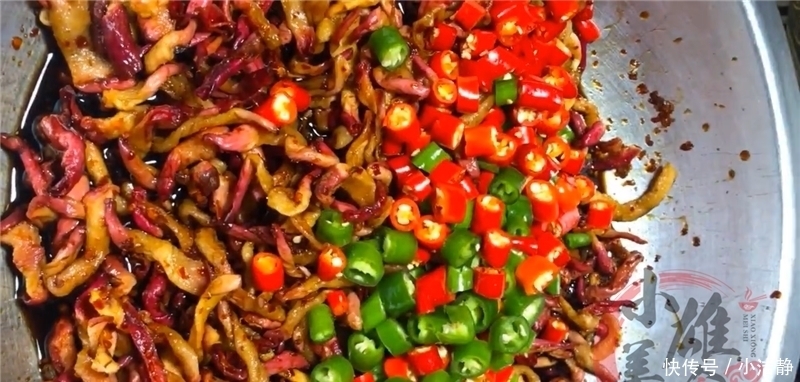 制作|腌萝卜干,是先晒干还是先腌制?顺序弄反,难怪不入味、脆爽