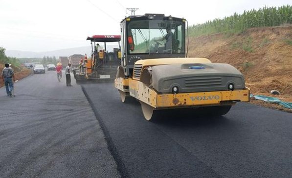 按时|河南邓州市督查局从严督察确保干线公路按时通车