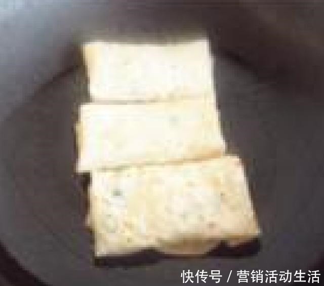 土豆丝|土豆丝卷饼，柔软劲道，凉了也不硬，早餐别出去买了