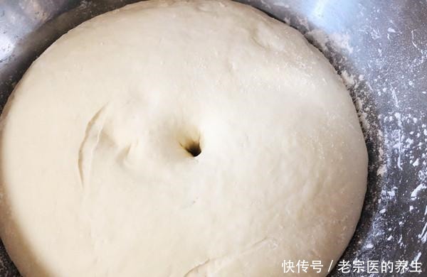 酵母|三伏天蒸馒头,放酵母是大错特错,加点它,馒头又香又暄软特好吃