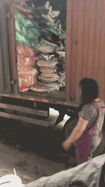  独立女性|从大火的《三十而已》，我看到对全职妈妈的偏见到底有多深！