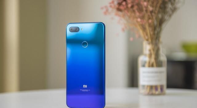  新低|1690元，价格再探新低，小米10青春版，双模5G还支持50倍变焦