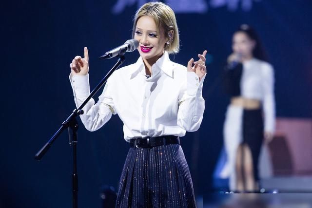  浪姐|《浪姐》接近尾声，谁才是真正乘风破浪的姐姐，用实力来说话