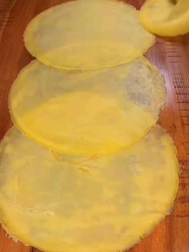  芒果|好吃的芒果毛巾卷平底锅就可以做来跟小编一起做吧