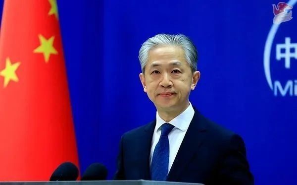 菲海警船遭中方船只堵截？中方回应