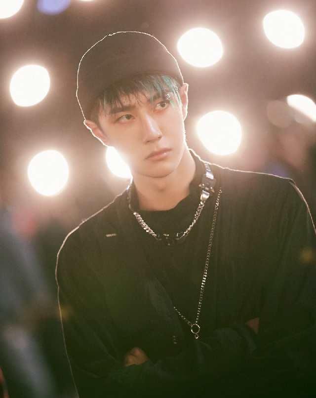  专业|足够热爱，足够专业，酷盖队长被称为：一个真正的舞者，懂舞