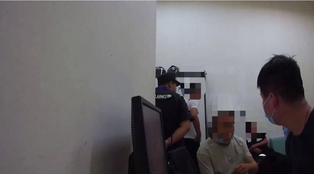  坐火车|坐火车可以通过内部关系搞定？真相是……