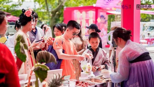  七夕|一秒“穿越”，栖霞山的七夕写满了浪漫