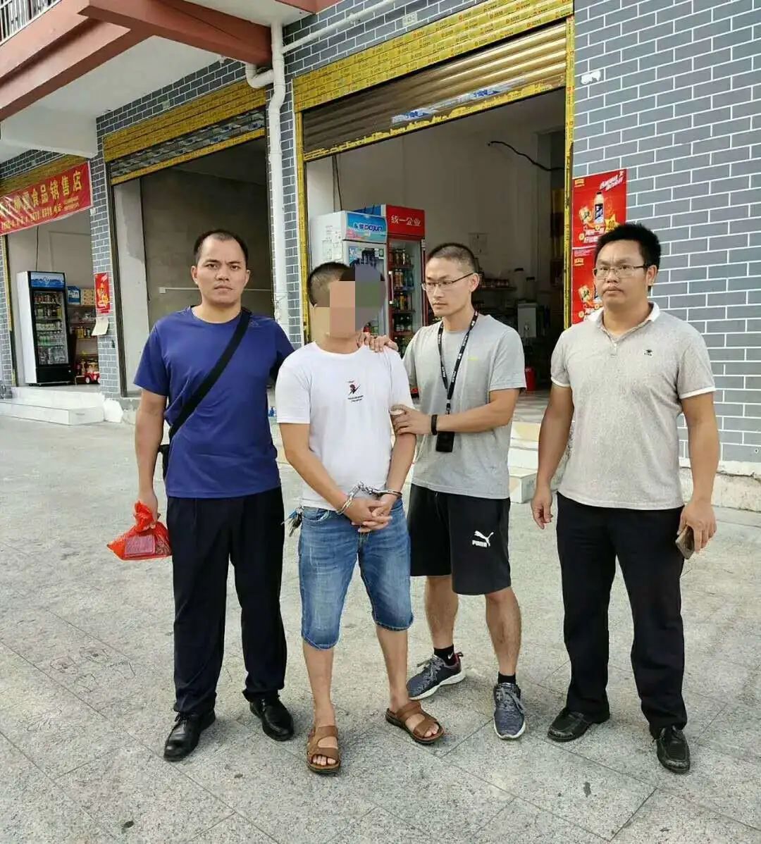 黑手|抓住了！两男子深夜伸“黑手”盗取柴油机、发电机