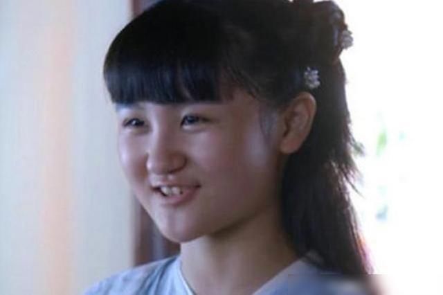  陆子艺|14岁童星因“长残”被网友嫌弃，果断出国留学，如今却美成这样
