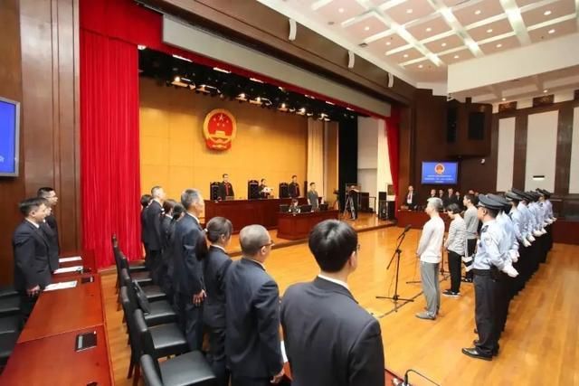 赌博团伙|黑恶村支书称霸基层12年：一手遮天鱼肉百姓，吞利千万包养情妇