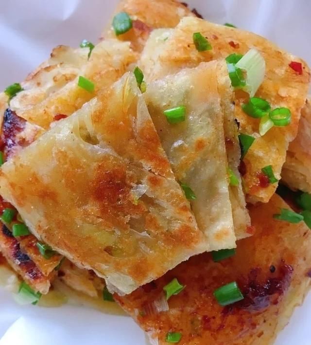 特脆|超多层次的葱油饼，特香特脆，一起来看看吧
