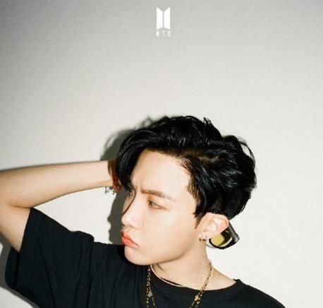  田柾国|防弹少年团Teaser Photo上热搜了？是怎么回事