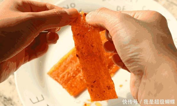 可不是|逼员工吃“死神辣条”，“辣条”英文可不是WeiLong或latiao哦